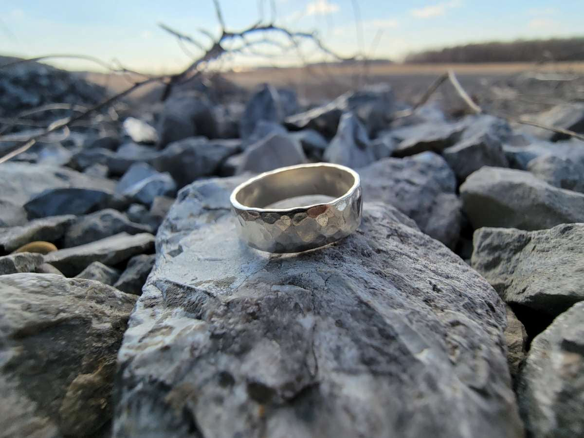 Hammered Ring Medium