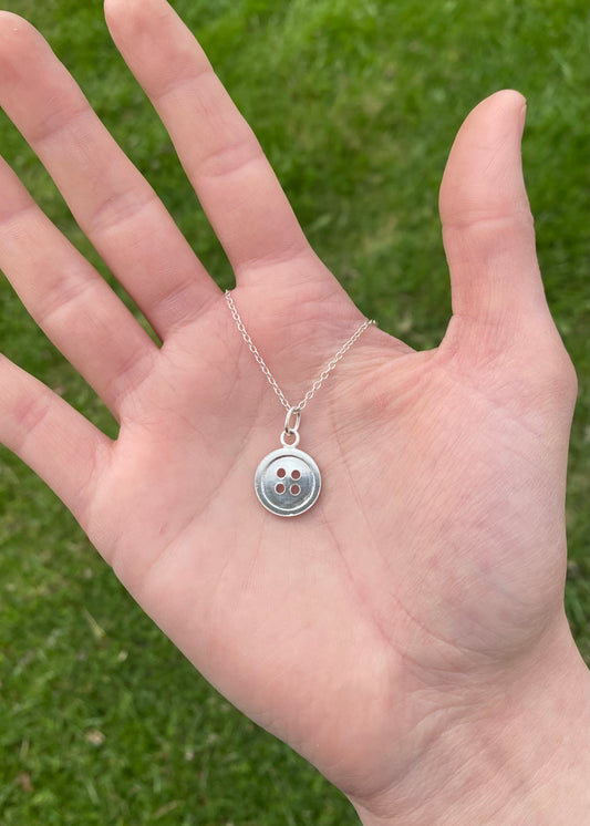 Cute-as-a-Button Necklace